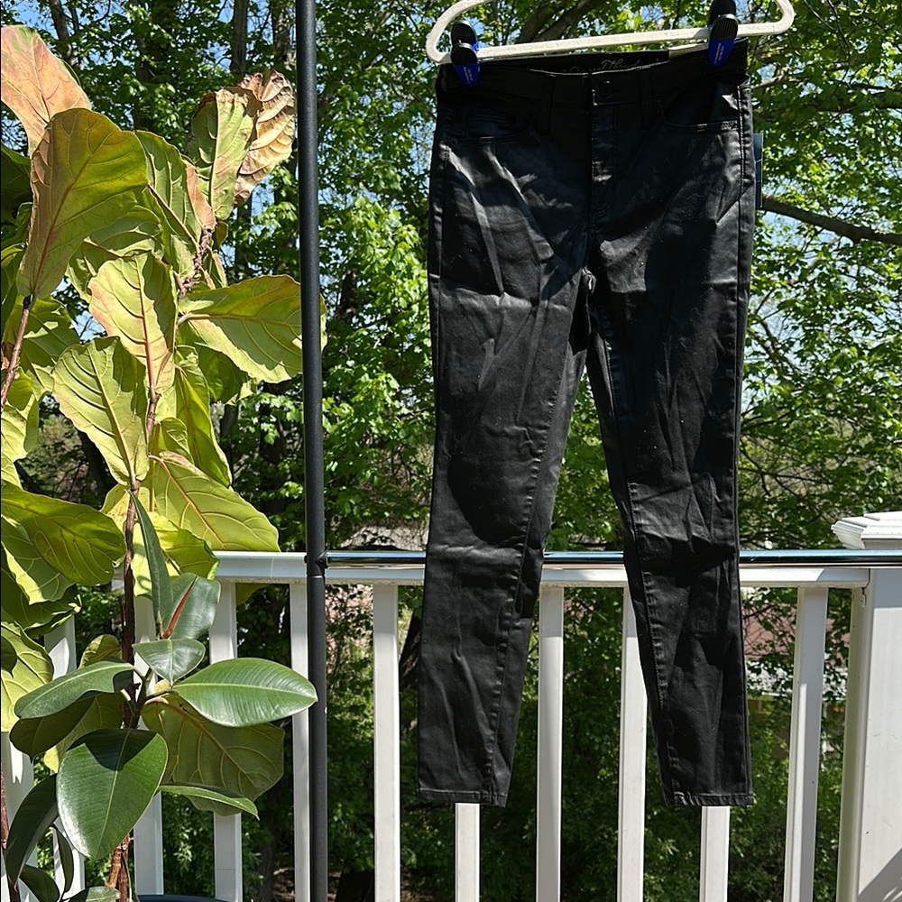 NWT Black Skinny Jeans